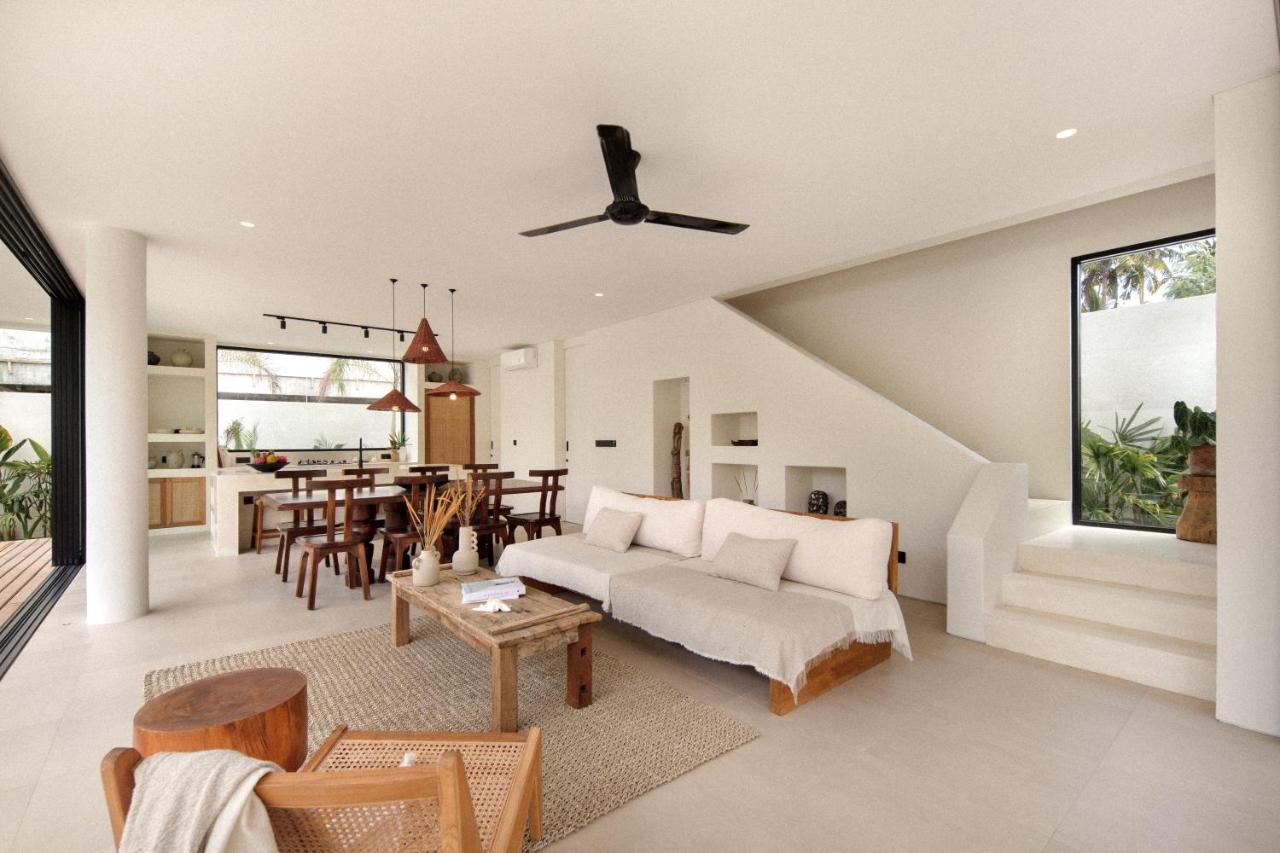 Tias Villas Kuta  エクステリア 写真